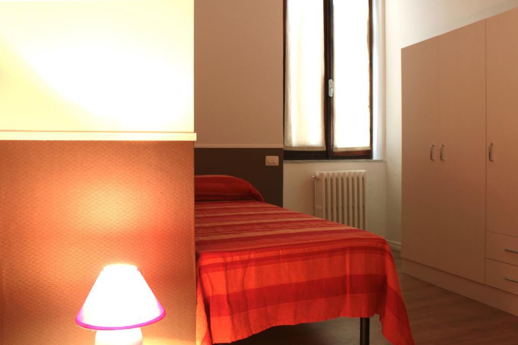 Bed and Breakfast Pino Marittimo Чивітанова-Марке Екстер'єр фото